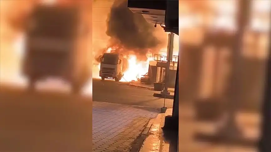 Benzin istasyonunda patlama meydana geldi: Ölü ve yaralılar var