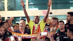 Victor Osimhen, Galatasaray için İstanbul'a geldi