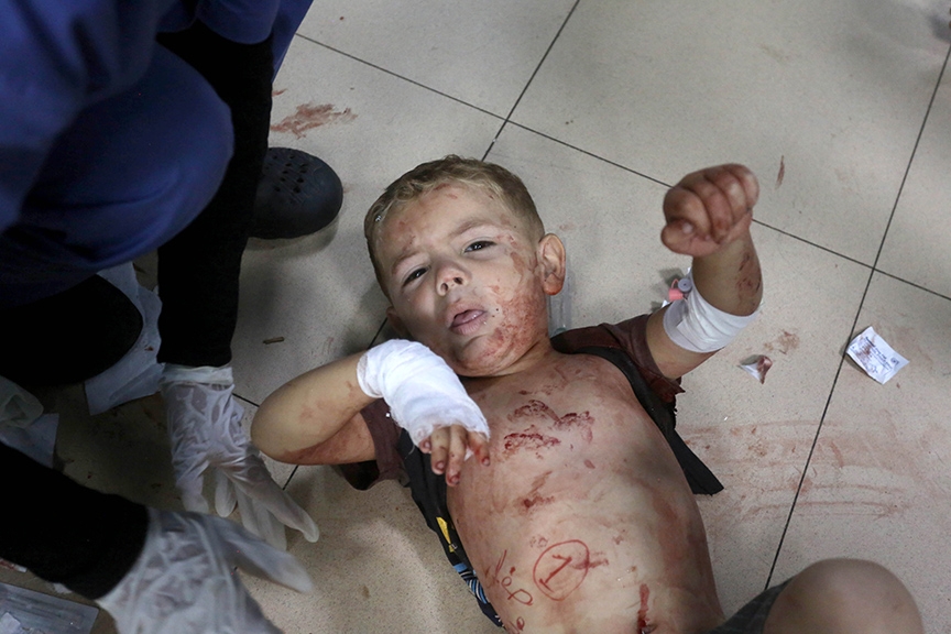 İsrail'in Gazze Şeridi'nde gün boyu devam eden saldırılarında 22 Filistinli hayatını kaybetti