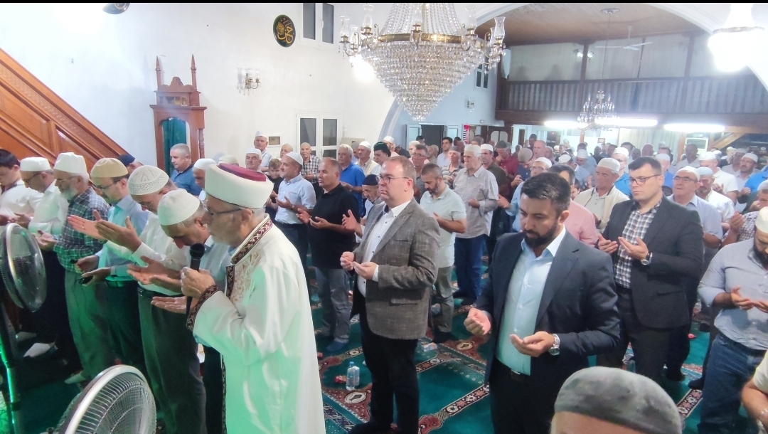 Bağlar Mahallesi Camii'nde Mevlid Kandili programı düzenlendi 