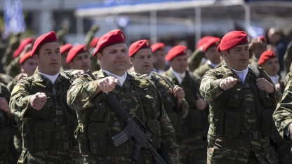 Dendias Silahlı Kuvvetler’de yeniden yapılanmaya gidileceğini söyledi
