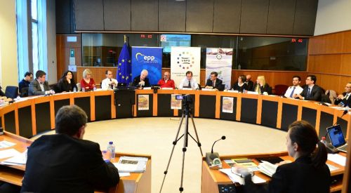 ABTTF ve UNPO işbirliğinde Avrupa Parlamentosu’nda konferans düzenlendi