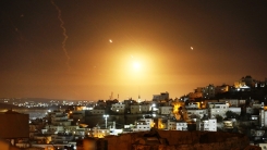 İran, İsrail'e füze saldırısı düzenledi