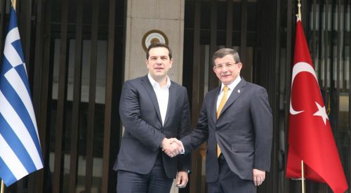 Davutoğlu ve Çipras İzmir'de İşbirliği Mesajları Verdi