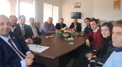 Yüksek Tahsillilerden DEB Partisine Ziyaret