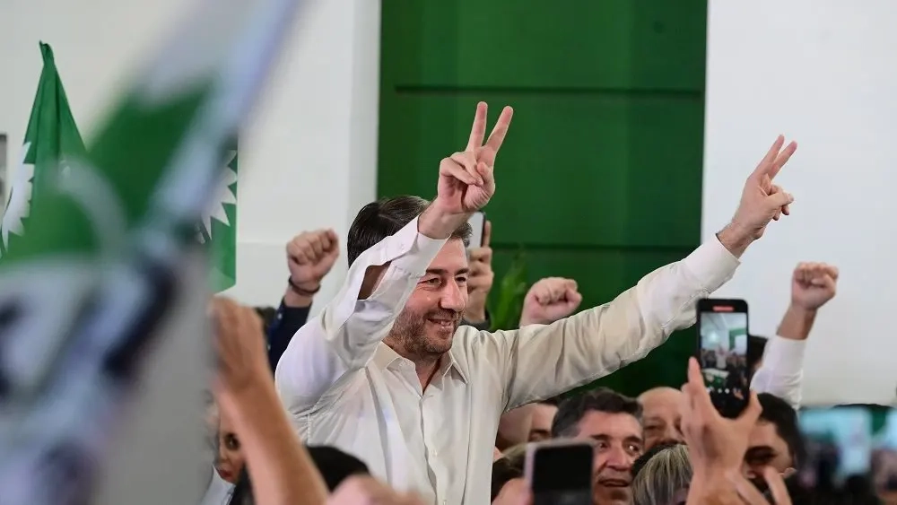 13 eyaletten 12’sinde Andrulakis birinci oldu