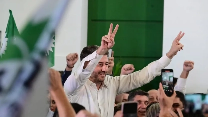 13 eyaletten 12’sinde Andrulakis birinci oldu