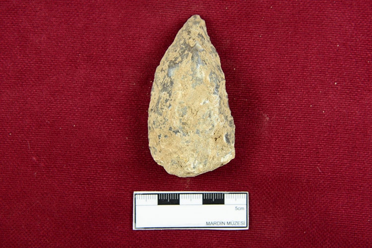 Mardin'de yaşamın ilk izlerinin araştırıldığı mağara: Uluköy