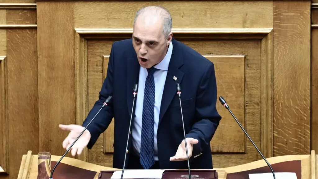 Parlamentoda Velopulos'tan Türkiye'ye savaş çağrısı: Birinin bu savaşı ilan etmesi lazım