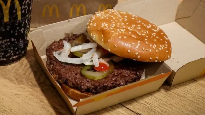 McDonald’s skandalı: “Quarter Pounder” bakterisi 75 kişiyi hastanelik etti
