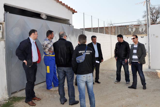 Gümülcine Belediye Başkanı Yorgos Petridis Harmanlık mahallesini gezdi