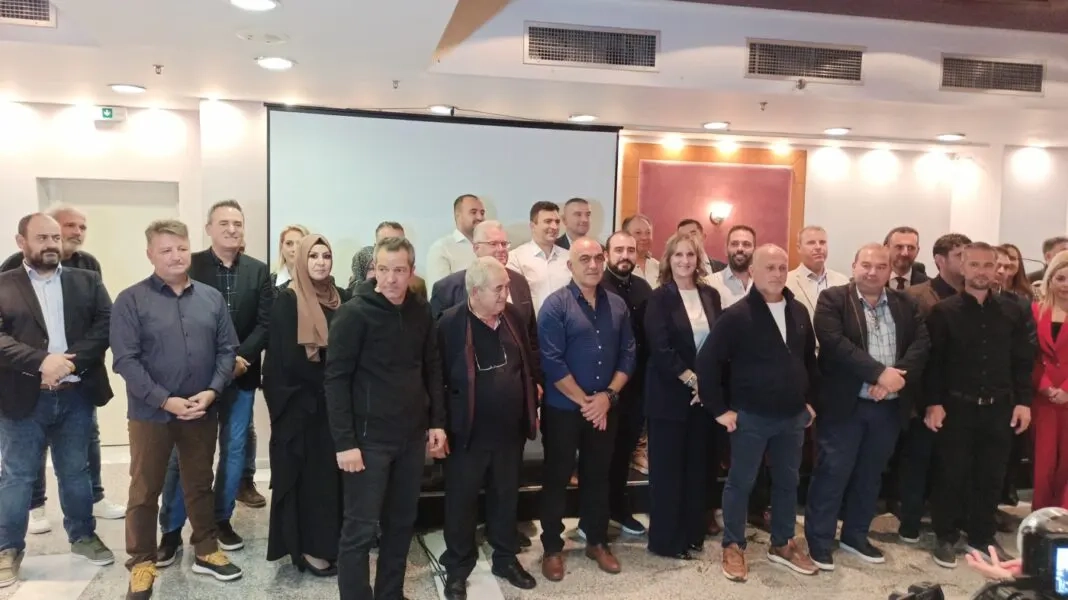 Başkan adayı Malliaroudaki listesini tanıttı