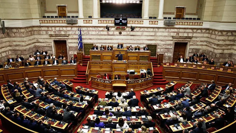 Mecliste sandalye dağılımı değişti