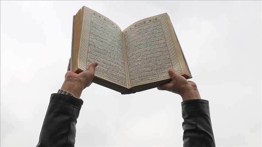 Rusya'da Kur'an-ı Kerim yakan kişiye devlete ihanetten 14 yıl hapis cezası verildi