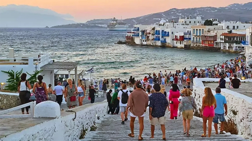 Yunanistan'ın Türk turist sayısında rekor!