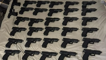 Yunanistan’da Türk mafyasına operasyon: Çok sayıda gözaltı ve silah ele geçirildi