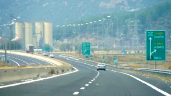 Aşırı rüzgar nedeniyle İskeçe-Gümülcine arası Egnatia otobanı kapandı