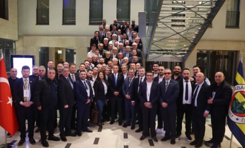 Avrupa'daki Fenerbahçe dernekleri Almanya'da toplandı