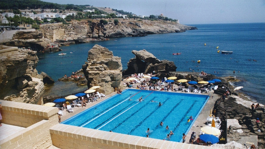 Turizm tesislerindeki havuzlar deniz suyuyla doldurulacak
