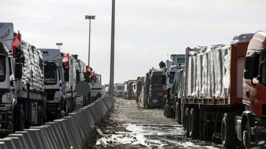 Ateşkesten bu yana Gazze'ye 2 bin 857 yardım tırı girdi