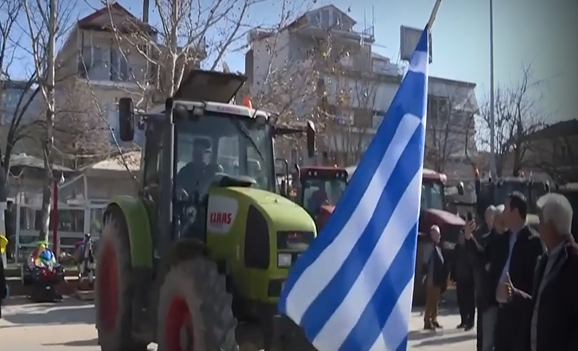 Yunanistan genelinde çiftçilerin eylemleri artıyor 