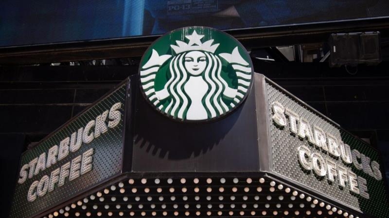 Starbucks'ın küresel satışları, geçen yıl ekim-aralık döneminde de düştü