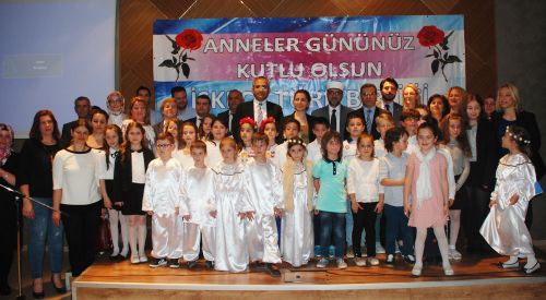 İskeçe Türk Birliği'nden Anneler Günü Kutlaması