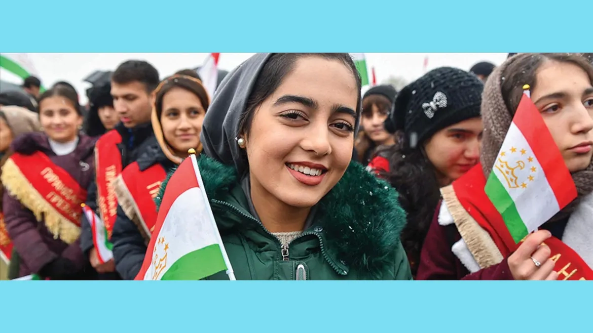 Tacikistan'da ulusal kültüre aykırı kıyafetler yasaklandı