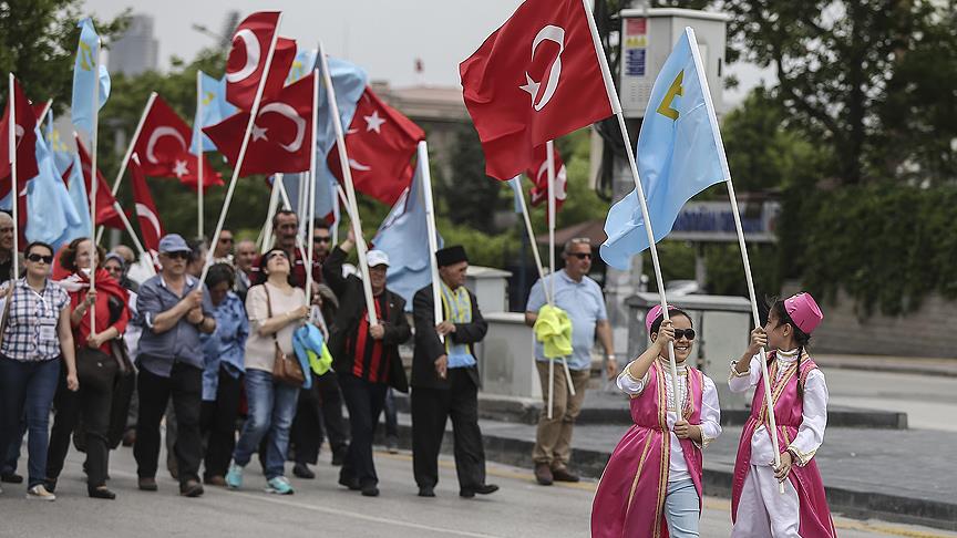 Sürgün Edilen Kırım Tatar Türkleri 'Matem Mitingi' ile Anıldı