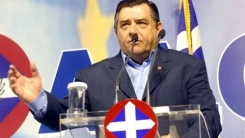 Aşırı sağcı Karacaferis, kurucusu olduğu partiden ihraç edildi