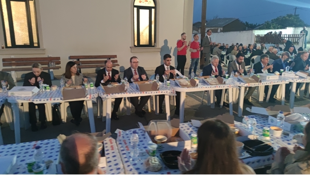 Demirbeyli köyünde toplu iftar etkinliği düzenlendi