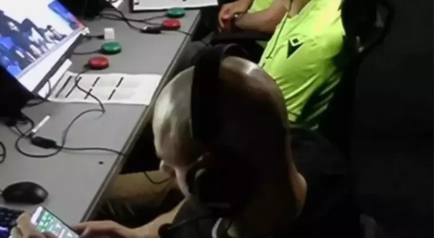 Bulgaristan Ligi’nde VAR odasında canlı bahis skandalı