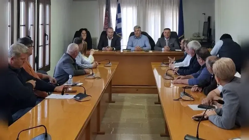 Eyalet Başkanı Topsidis İnhanlı Belediyesi'ini ziyaret etti