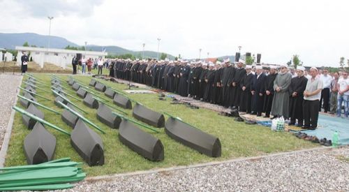 27 Soykırım Kurbanı Daha Toprağa Verildi