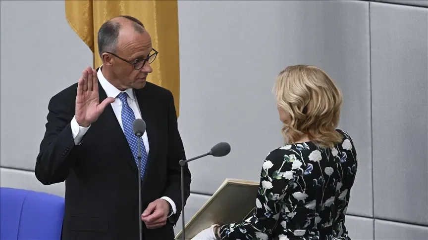 Almanya’da Merz başkanlığındaki yeni hükümet göreve başladı