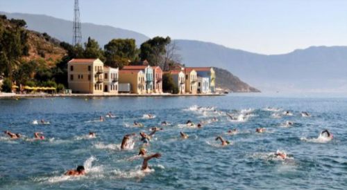 Yunanistan ve Türkiye Arasında Yüzme Yarışı Yapıldı