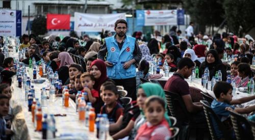 Türkiye Diyanet Vakfı'ndan Gazze’de Bin Kişilik İftar