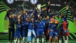 Tarihi sonuç! Chelsea, Konferans Ligi'ni kazanarak bir ilki başardı