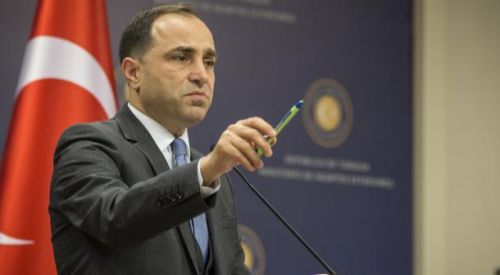 «Απαράδεκτη η ανακοίνωση της Αθήνας για ανάγνωση Κορανιού στην Αγία Σοφία»