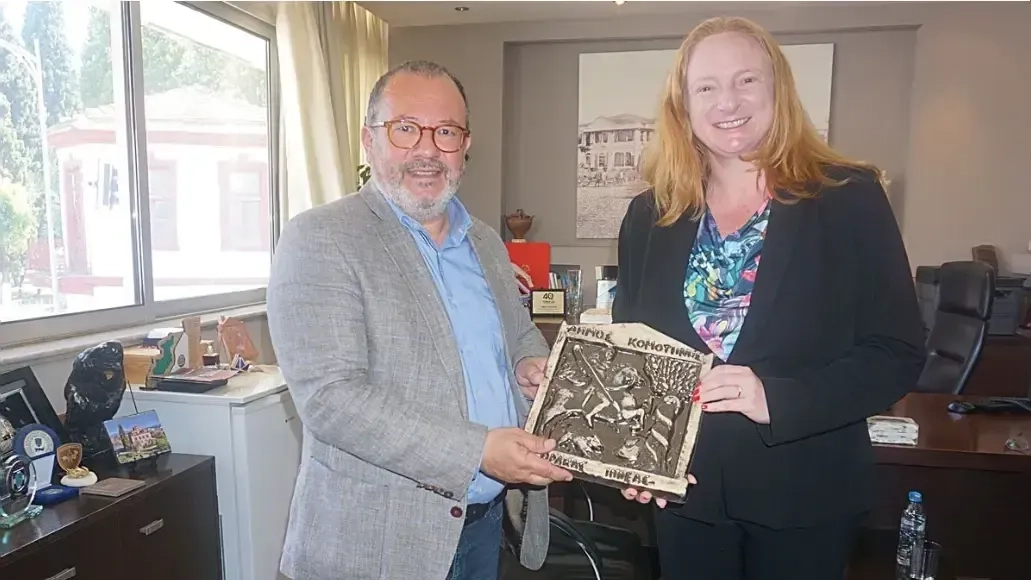 Avustralya Büyükelçisinden Gümülcine Belediye Başkanı’na nezaket ziyareti