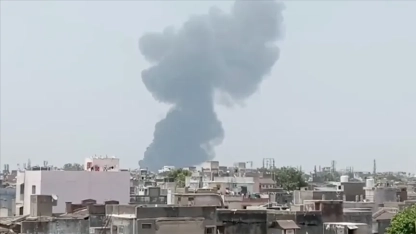 244 kişiyi taşıyan uçak düştü!