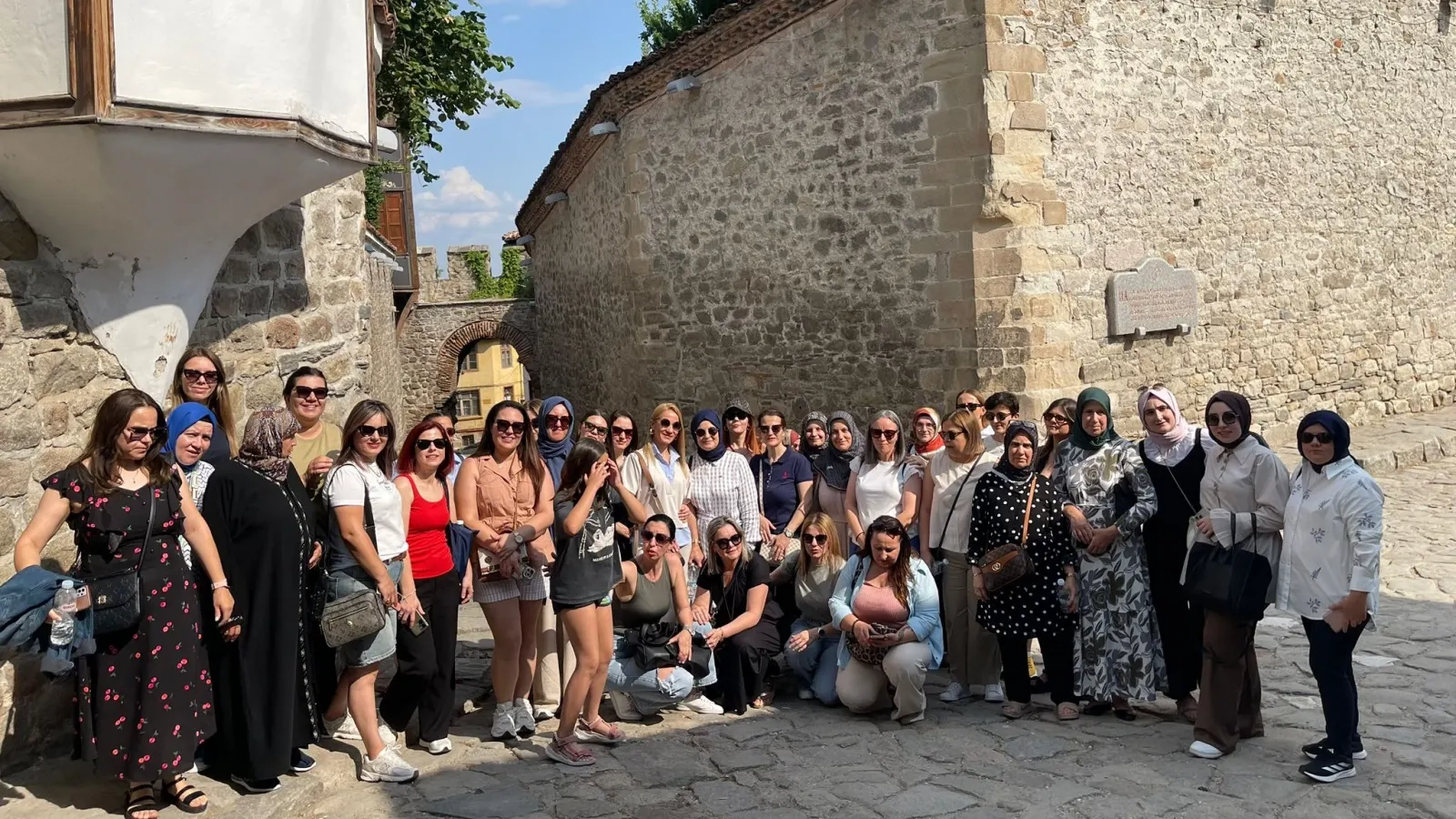 BTAYTD Kadınlar Kolu Filibe’ye kültür gezisi düzenledi