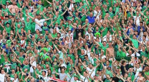 Statta Feci Ölüm: Taraftar Üst Bölümden Düştü