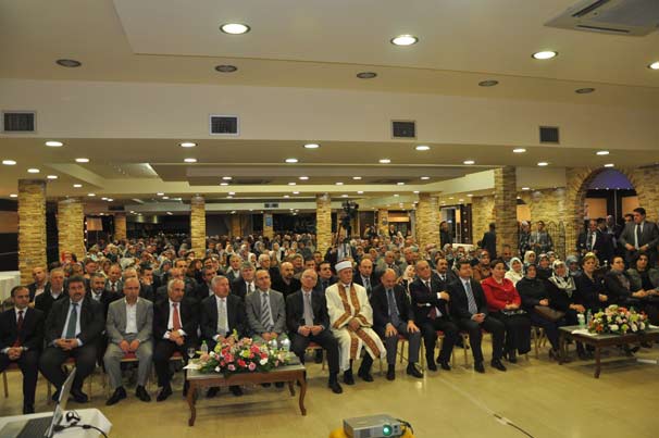 Gümülcine S. Müftülğü’nün Kutlu Doğum Programı büyük bir katılımla gerçekleşti