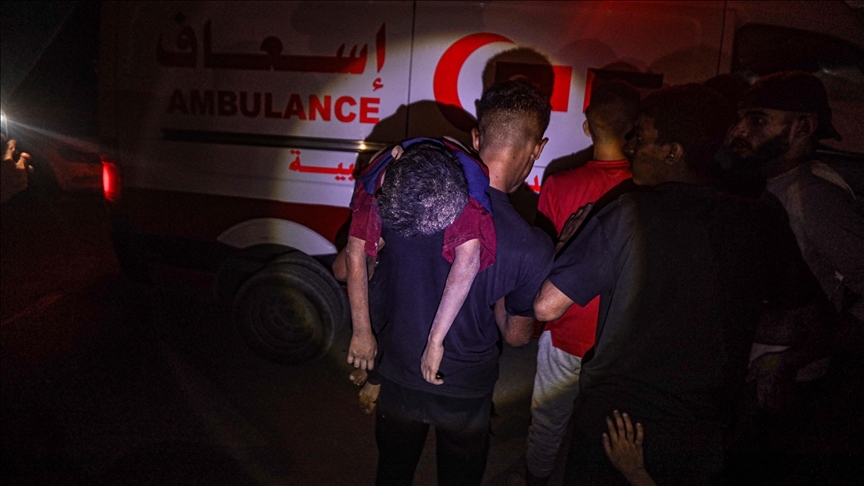 İsrail ordusunun Gazze Şeridi'nde sığınmacıların çadırlarını vurması sonucu 4 kişi hayatını kaybetti