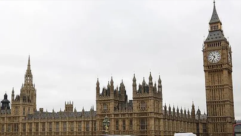 İngiltere'de cami önüne 4 kez fare bırakan kişiye ırkçı nefret suçundan ceza verildi