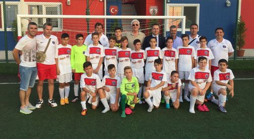 İzmir Çocuk Futbol Festivali’nin Onur Konuğu İskeçe Spor Birliği Oldu