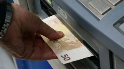ATM işlemlerinde yeni dönem: Bazı para çekme işlemleri ücretsiz olacak