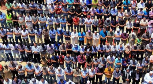 250 Bin kişi Mescid-i Aksa'da cuma namazı kıldı