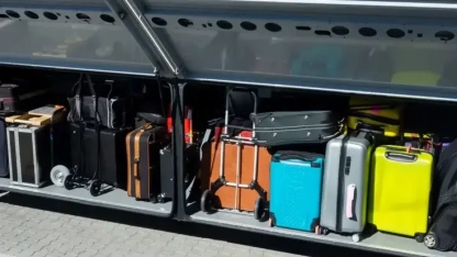 2 yaşındaki çocuğunu valize kapatarak otobüsle yolculuk eden anneye gözaltı